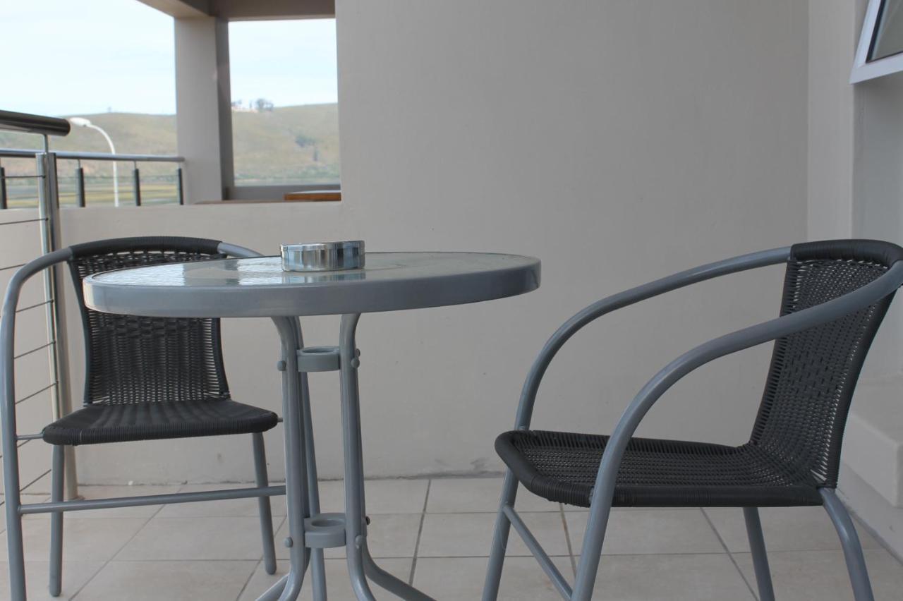 Phoenix Lodge And Waterside Accommodation Knysna Exterior photo
